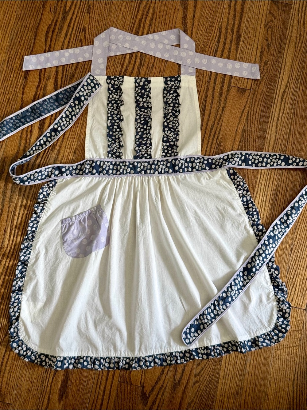 Anthropologie Home by Porridge Apron. NWT. Lavender/Purple/Cream. One Size.